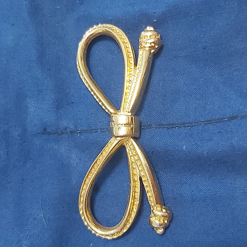 Salvatore Ferragamo Bow
